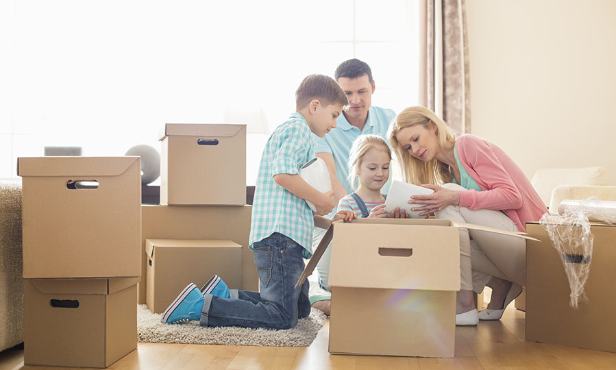 Super effective ways to relocate to a new home without hiring movers