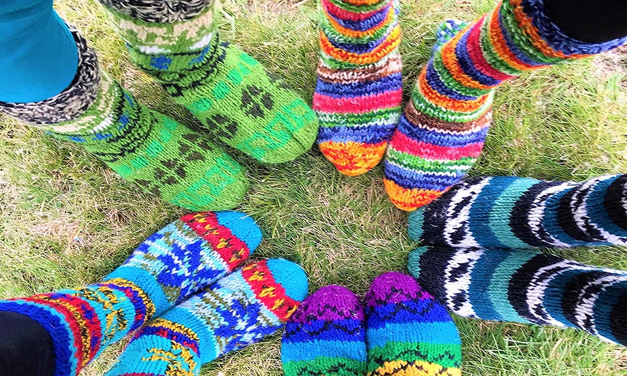 Keep your feet warm this winter with fleece line wool socks