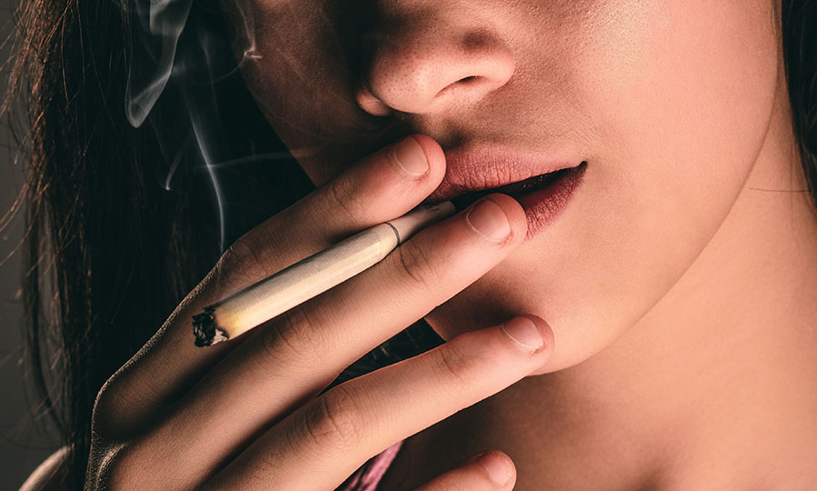 How giving up smoking improves your oral health & quality of life