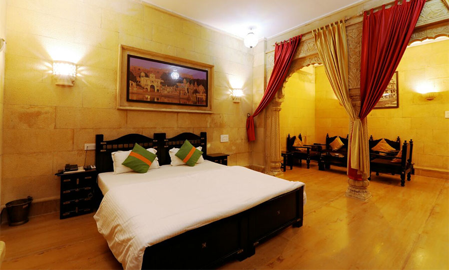 Take a tour to the top 5 hotels in Jaisalmer