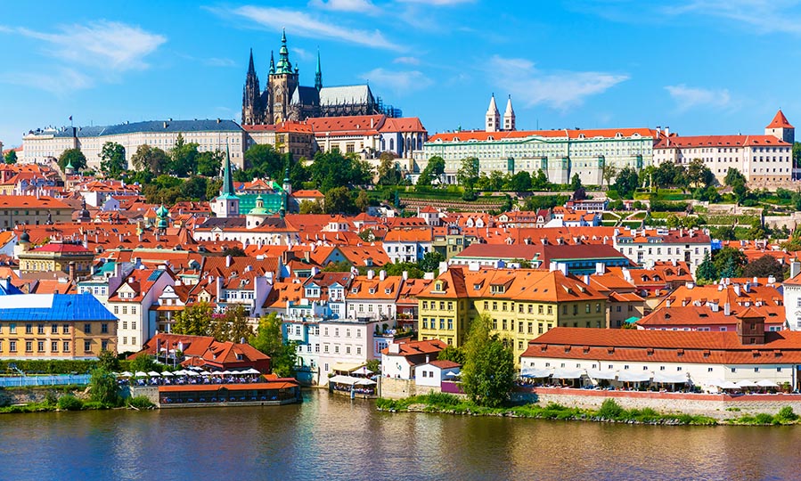 Enjoy a peaceful holiday in Prague