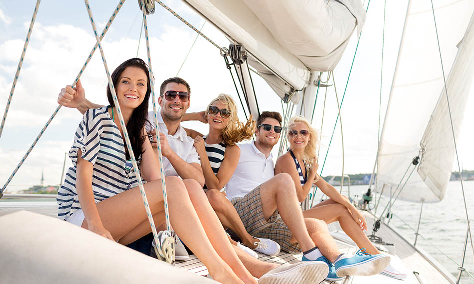 9 fun and entertaining activities to do on a boat