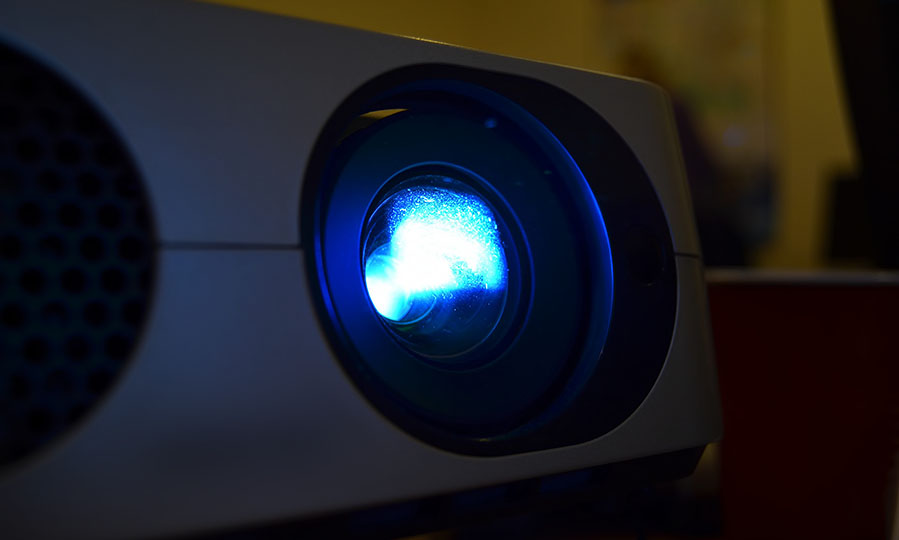 What to look for before buying a video projector?